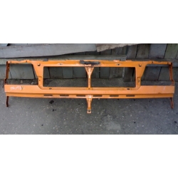 Панель  передняя